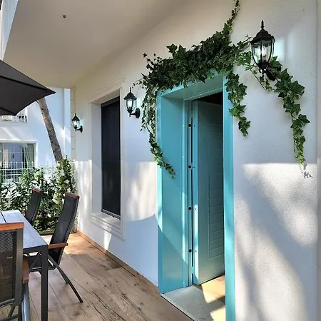 Cozy Pinetrees House ゴーレム