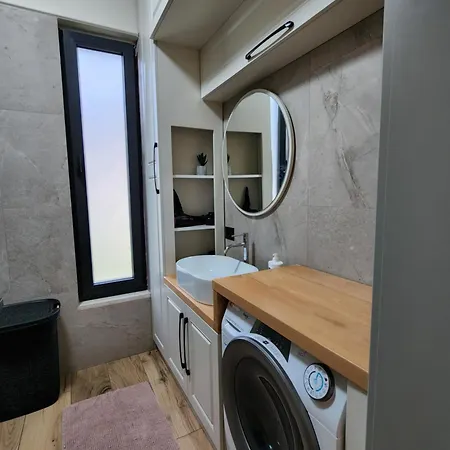 Cozy Pinetrees House Σπίτι διακοπών Golem (Tirana)