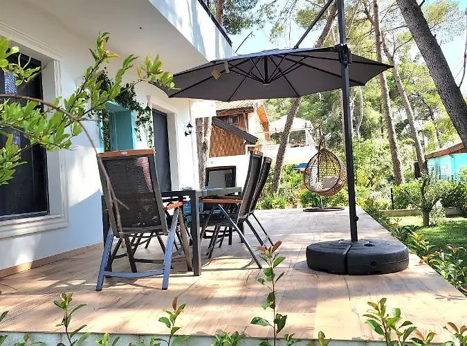 Cozy Pinetrees House Dom wakacyjny *