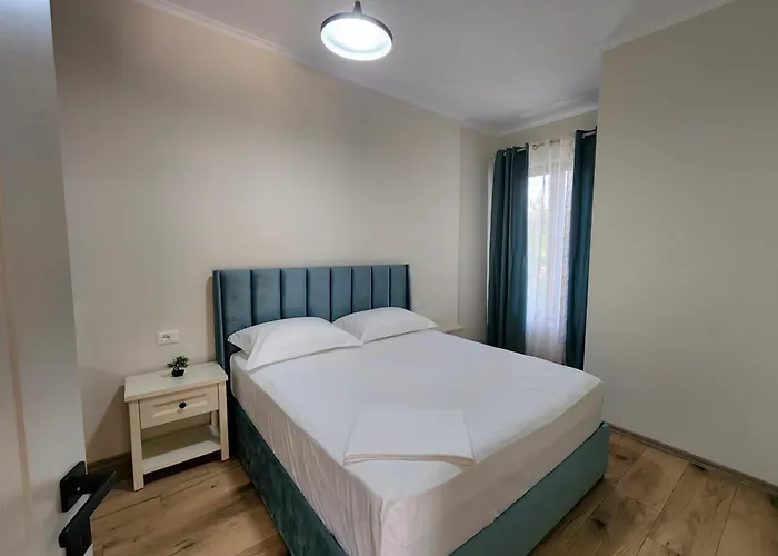 Cozy Pinetrees House * Golem (Tirana)